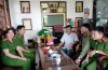 Công an phường Long Mỹ thăm hỏi các đồng chí nguyên lãnh đạo tỉnh  Hậu Giang nhân kỷ niệm 80 năm ngày truyền thống Công an nhân dân