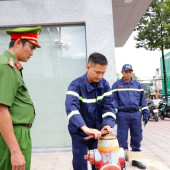 Công an thành phố Cần Thơ đẩy mạnh thu thập dữ liệu nguồn nước phục vụ công tác chữa cháy