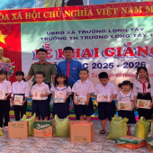 Phòng An ninh điều tra trao gửi yêu thương, tiếp bước các em học sinh có hoàn cảnh khó khăn vào năm học mới