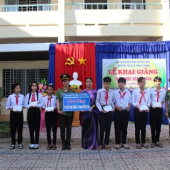 Phòng Hậu cần, Công an thành phố Cần Thơ tổ chức Chương trình “Cùng em đến trường”