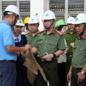 Công an thành phố Cần Thơ làm việc với đồn Công an khu công nghiệp Sông Hậu