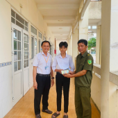 Nhặt được của rơi, trả lại người đánh mất trên địa bàn xã Lương Tâm