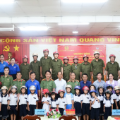 Công an thành phố Cần Thơ: Chung tay trao gửi yêu thương