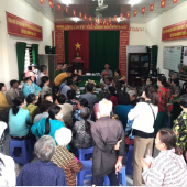 Công an phường Vị Thanh khẩn trương trao quà Tết Độc lập