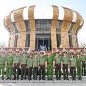 Đoàn công tác Công an thành phố Huế đến thăm, làm việc tại Công an thành phố Cần Thơ