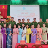 Hội Phụ nữ cơ sở Phòng Cảnh sát cơ động, Công an thành phố Cần Thơ tổ chức họp mặt kỷ niệm 20/10