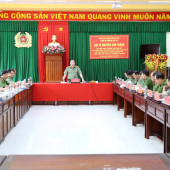 Công an thành phố Cần Thơ kiểm tra các mặt công tác tại Công an phường Phú Lợi