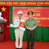 Công bố Quyết định Trưởng Công an phường  Cái Khế, thành phố Cần Thơ