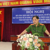 Phường Ninh Kiều họp, xét công nhận đơn vị đạt “An toàn về an ninh, trật tự” 2025