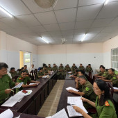 Công an xã Thuận Hòa tổ chức Hội nghị triển khai Quyết định số 8211/QĐ-BCA của Bộ Công an