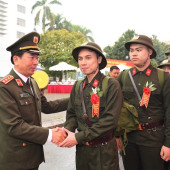 Tuyển chọn và thực hiện chế độ, chính sách đối với công dân thực hiện nghĩa vụ tham gia Công an nhân dân