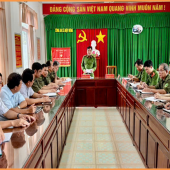 Công an các xã Hiệp Hưng, Hòa Tú, Vĩnh Thạnh và phường Trung Nhứt  tích cực tổ chức lấy ý kiến Nhân dân vào dự thảo văn kiện  Đại hội XIV của Đảng qua ứng dụng VneID