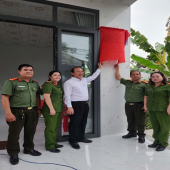 Khánh thành nhà “Nghĩa tình chiến sĩ” và “Đại đoàn kết”  tại xã Nhơn Ái