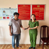 Công an phường Vị Tân, Long Bình, xã An Lạc Thôn và Trung Hưng lan tỏa hành động đẹp nhặt được của rơi trả lại người mất