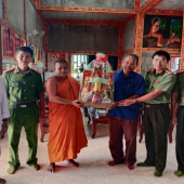 Phát huy vai trò chức sắc và người uy tín trong Phong trào toàn dân  bảo vệ an ninh Tổ quốc tại xã Phú Lộc