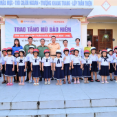 Ban Thanh niên Công an thành phố Cần Thơ phối hợp tuyên truyền, hướng dẫn kỹ năng tham gia giao thông cho học sinh