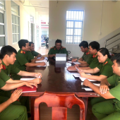 Đảng ủy Công an phường Mỹ Quới kiểm tra, giám sát chi bộ trực thuộc