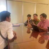 Công an xã Tân Hòa làm việc đối tượng đăng tải thông tin sai sự thật trên mạng xã hội