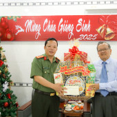 Công an thành phố Cần Thơ chúc mừng Lễ Giáng sinh năm 2025  