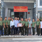 Công an thành phố Cần Thơ bàn giao nhà nghĩa tình đồng đội Công an nhân dân cho thân nhân Liệt sĩ