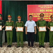 Công an xã Phú Hữu, Phụng Hiệp, Vĩnh Hải và Đông Phước tăng cường giải pháp xây dựng địa bàn xã không ma túy năm 2025