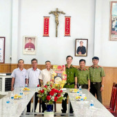 Thăm, chúc mừng Giáng sinh 2025 các Nhà thờ trên địa bàn xã Đại Hải, thành phố Cần Thơ