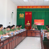 Lãnh đạo Công an thành phố Cần Thơ kiểm tra toàn diện các mặt công tác của Công an xã Mỹ Tú