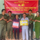 Công an xã Hòa An trao nhà nghĩa tình đồng đội cho gia đình  thương binh Công an nhân dân