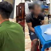 Công an xã Trần Đề liên tiếp bắt 02 đối tượng mua bán,  tàng trữ trái phép chất ma túy