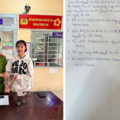 Công an xã Trường Long trao trả lại tài sản bị đánh rơi cho người dân.