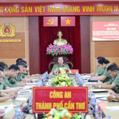HỘI NGHỊ QUÁN TRIỆT NỘI DUNG CƠ BẢN CỦA CÁC LUẬT, PHÁP LỆNH LIÊN QUAN ĐẾN AN NINH, TRẬT TỰ ĐƯỢC KỲ HỌP THỨ 10 QUỐC HỘI KHÓA XV, ỦY BAN THƯỜNG VỤ QUỐC HỘI THÔNG QUA