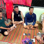 Công an xã Hòa Tú bắt quả tang 04 đối tượng đánh bài ăn thua bằng tiền