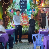 Công an xã Cờ Đỏ thăm, chúc mừng Đại lễ kỷ niệm Ngày Đản sinh Đức Huỳnh Giáo chủ Phật giáo Hòa Hảo