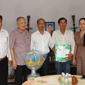 Hội Cựu Công an nhân dân Việt Nam trao tặng Nhà Đại đoàn kết  tại xã Vĩnh Thuận Đông