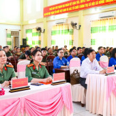 Công an TP. Cần Thơ: Thăm, tặng quà lực lượng an ninh trật tự cơ sở và người dân có hoàn cảnh khó khăn nhân dịp Xuân Bính Ngọ 2026
