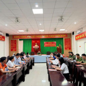 Công an xã Phú Tâm ký kết phương án bảo đảm an ninh, trật tự với các phòng giao dịch ngân hàng, viễn thông trên địa bàn xã