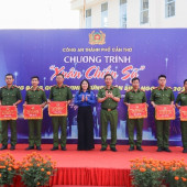 Xuân chiến sĩ: Ấm áp tình đồng chí, đồng đội