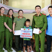 Công an xã Mỹ Tú lan tỏa hơi ấm “Xuân yêu thương” năm 2026