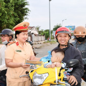 “Điểm dừng chân nghĩa tình” tiếp sức Nhân dân về quê đón Tết