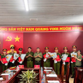 Công an xã Vĩnh Tường công bố quyết định về công tác cán bộ theo Đề án của Bộ và Công an thành phố
