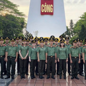 Phòng Tham mưu Công an TP Cần Thơ thành kính dâng hương tri ân các Anh hùng liệt sĩ dịp đầu xuân Bính Ngọ 2026.