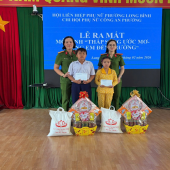 Chi hội Phụ nữ Công an phường Long Bình tổ chức Lễ ra mắt mô hình “Thắp sáng ước mơ - Cùng em đến trường”