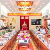 Kiểm tra các điều kiện tổ chức truyền hình trực tiếp chương trình nghệ thuật chào mừng thành công Đại hội đại biểu toàn quốc lần thứ XIV của Đảng