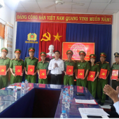 CÔNG BỐ QUYẾT ĐỊNH THÀNH LẬP ĐẢNG BỘ CÔNG AN PHƯỜNG ĐẠI THÀNH