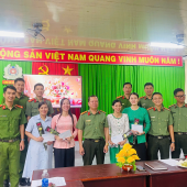 Công an xã Xà Phiên tổ chức họp mặt kỷ niệm Ngày Quốc tế Phụ nữ 8/3