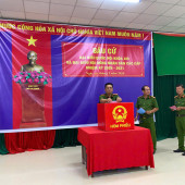 Công an xã Trung Hưng hoàn thành bỏ phiếu sớm, tập trung bảo vệ tuyệt đối an toàn ngày bầu cử.