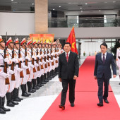 Làm sâu sắc hơn nữa quan hệ hữu nghị Việt Nam - Lào