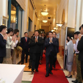 Tiếp tục vun đắp mối quan hệ bền chặt giữa Việt Nam và Lào