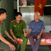 Xã Đông Thuận: Ấm áp hoạt động “Mâm cơm tri ân - Mâm cơm nghĩa tình” dâng cúng Mẹ Việt Nam anh hùng, Anh hùng liệt sĩ