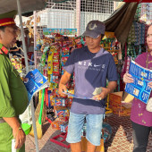 Công an phường Hưng Phú đẩy mạnh tuyên truyền đảm bảo trật tự an toàn giao thông, phòng ngừa các loại tội phạm